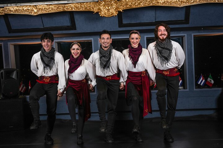 Bosphorus Dinner Cruise - VIP Front Table ( Unlimited Soft Drink + Dinner + Turkish Show + Meeting Point)